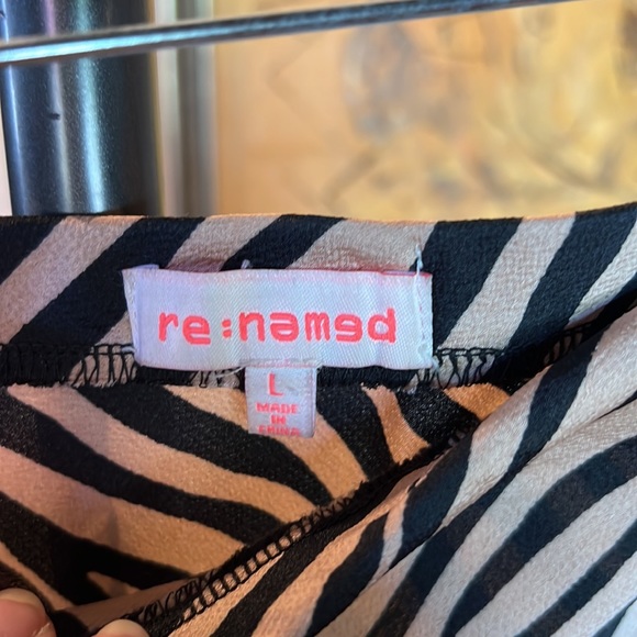 re=named midi skirt in tiger print - Picture 2 of 4